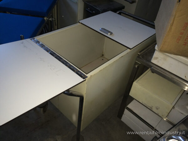Carrello biancheria ospedale - immagine 2