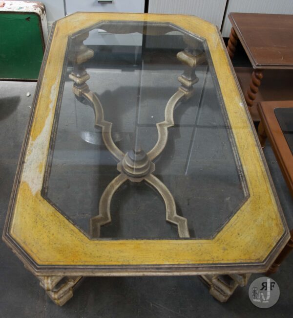 Tavolino in vetro e legno
