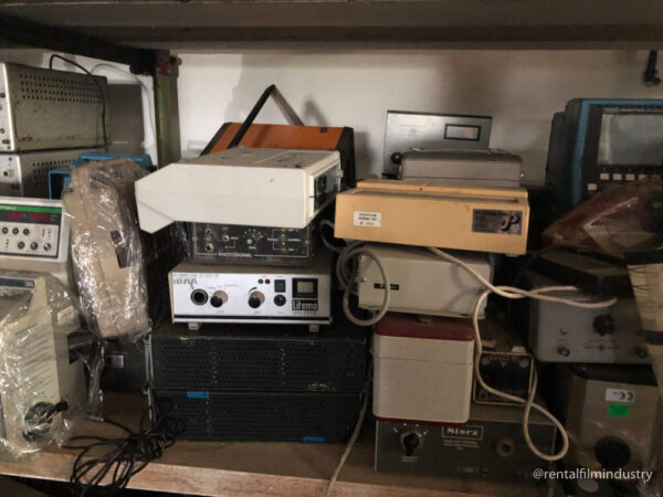 Apparecchiature elettroniche anni '80