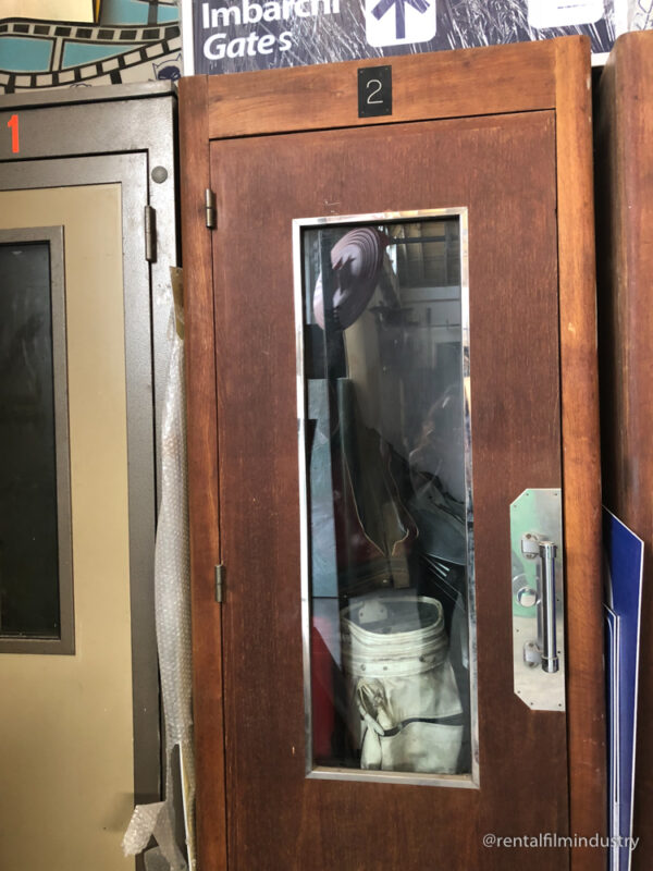 Cabina Telefonica in legno anni '70 - immagine 2