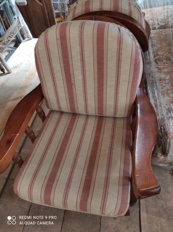 2 Poltrone Country con annesso Divano