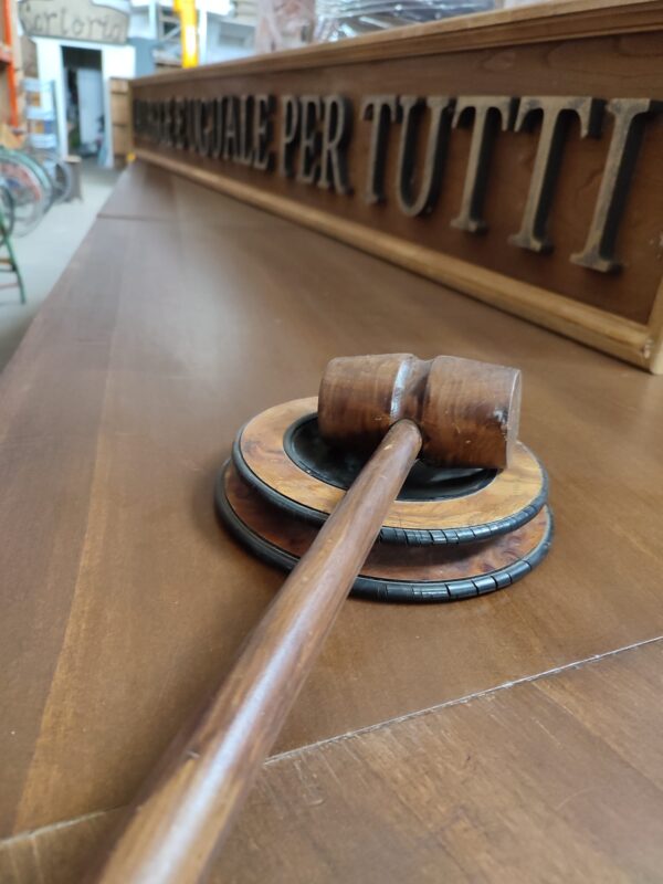 Bancone tribunale