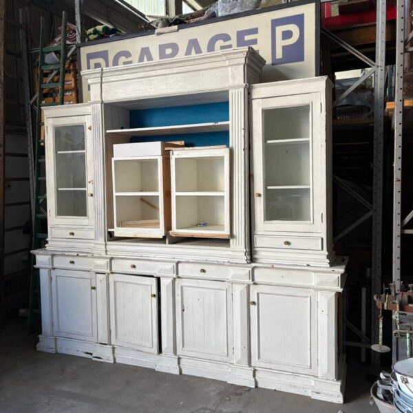Credenza